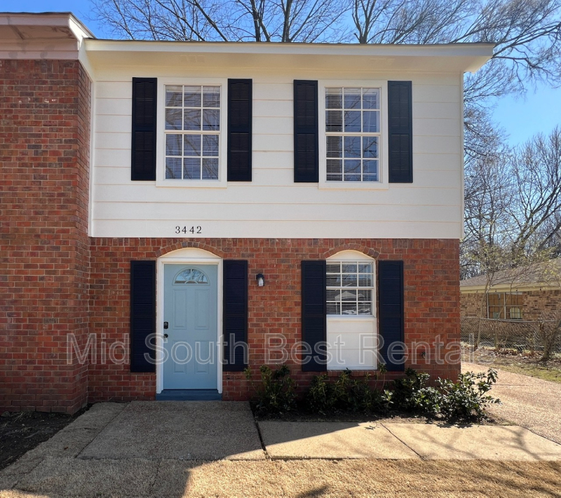 Memphis House: 3442 Dungreen St