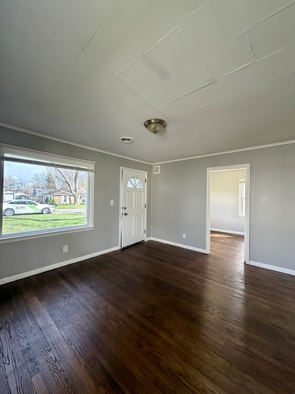 Taylor House: 15396 Buck Street