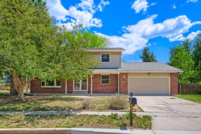 Colorado Springs House: 2821 Serendipity Circle East