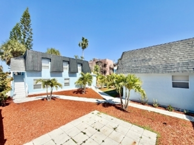 Madeira Beach Condo: 14125 Palm Street #4