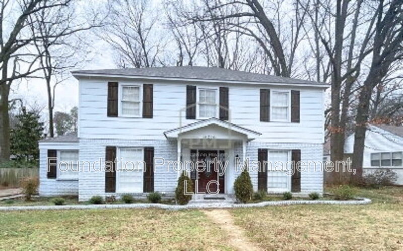 Memphis House: 6236 Haddington Drive