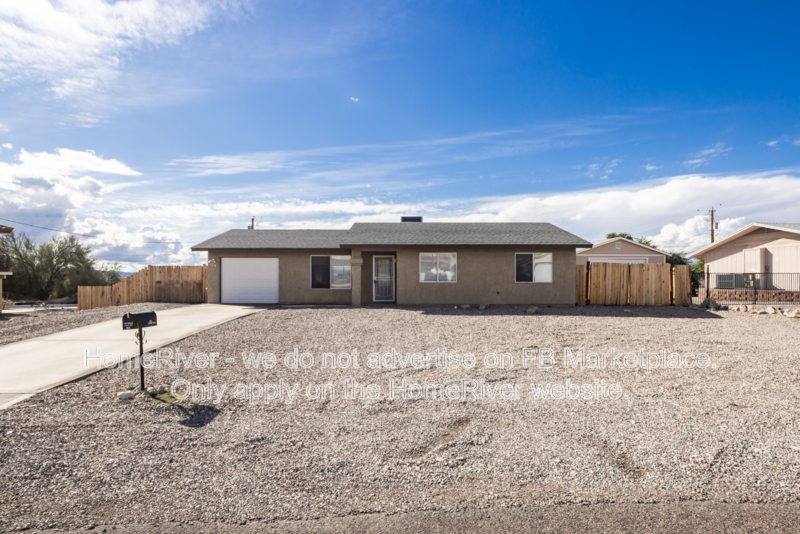 Lake Havasu City House: 124 Mescal Loop
