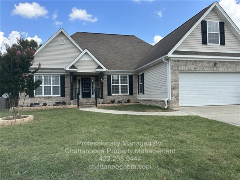 Ooltewah House: 8245 Witherow Way