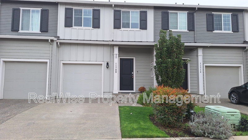 Vancouver House: 11708 NE 23rd St