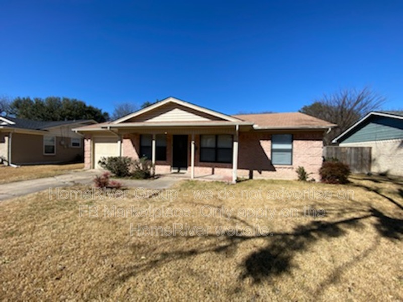 Richardson House: 607 Fairview Dr