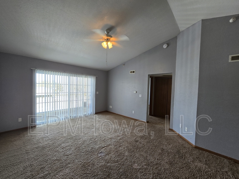 Waterloo House: 611  Johnson Street #11