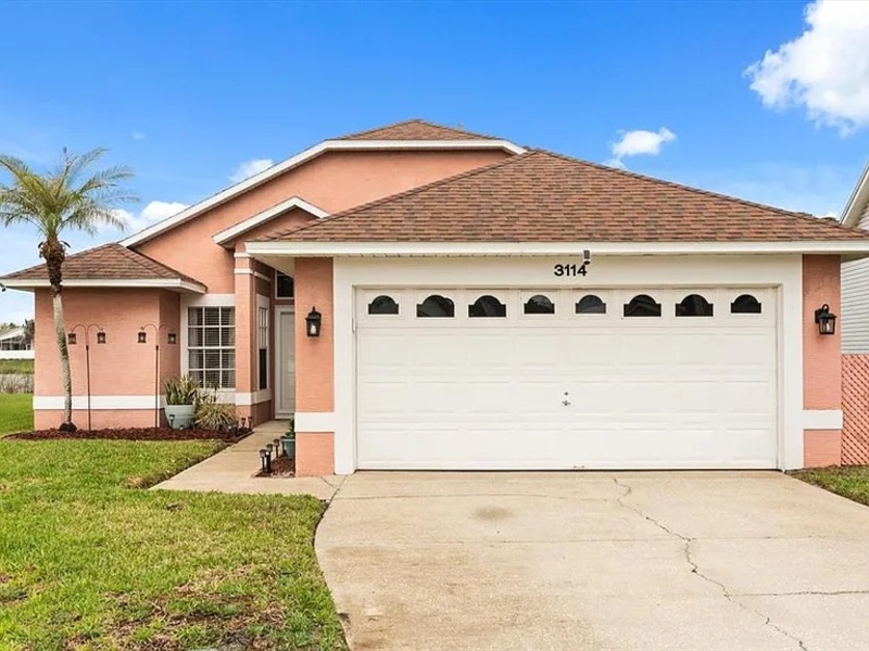 Lake Mary House: 3114 Dellcrest Pl