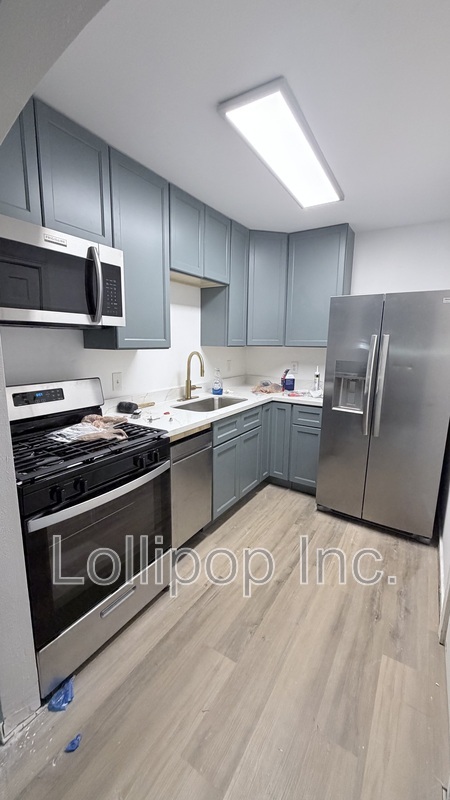 Houston Condo: 3821 Woodleigh St