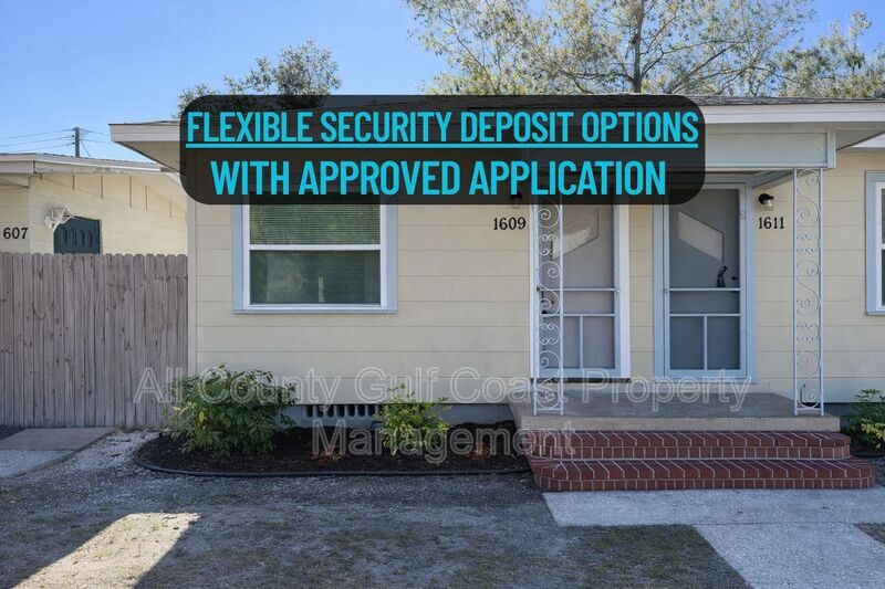 Bradenton House: 1609 9th Ave W