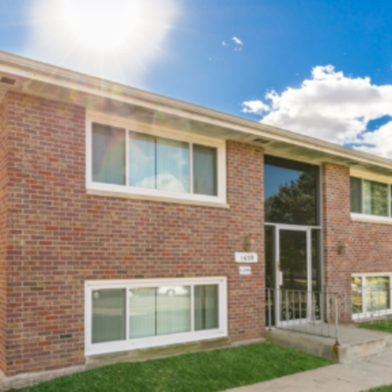 Lincoln Condo: 1639 Prospect, #1