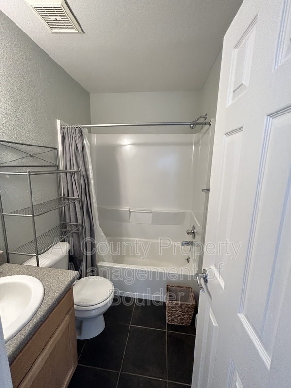 Main Rental Photo 10
