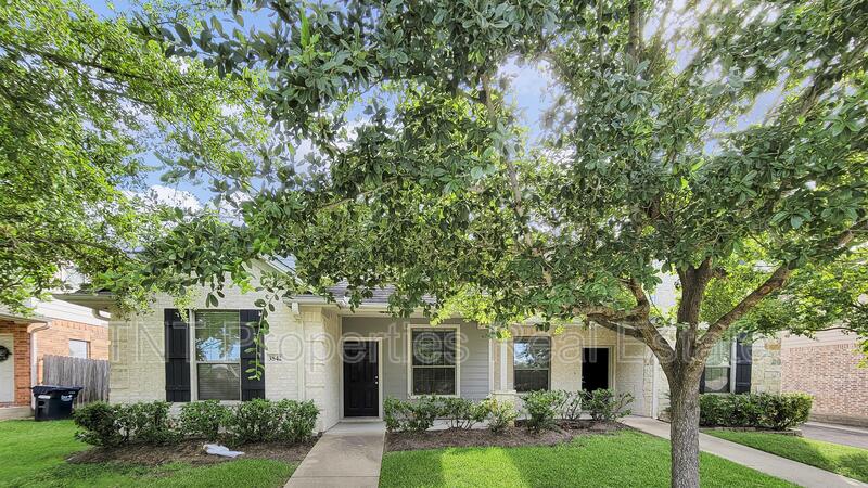 College Station Condo: 3842 Oldenburg Lane