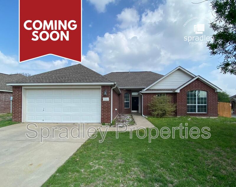 Temple House: 1009 Woodhollow Dr