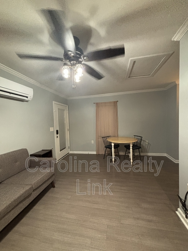Charlotte House: East 16th Street