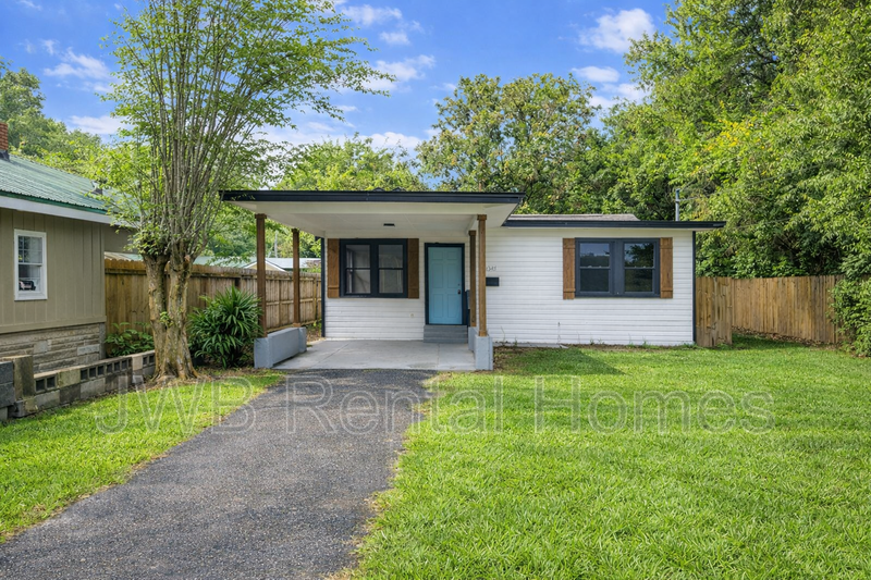 Jacksonville House: 4569 Wheeler Ave