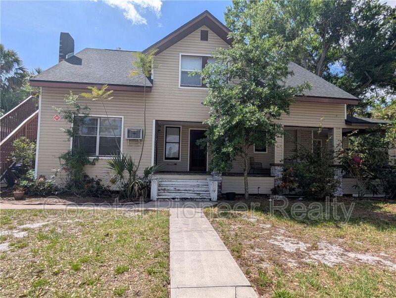 Bradenton Condo: 2004 2nd Ave E
