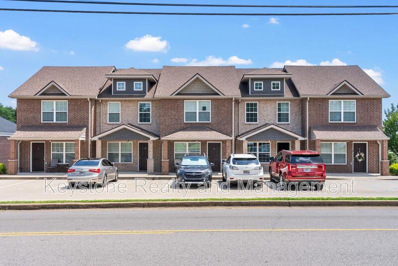 Clarksville Townhome: 301 Landrum Place