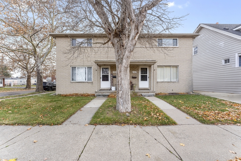 Lincoln Park Condo: 1505/1509 Electric Ave. - 1509