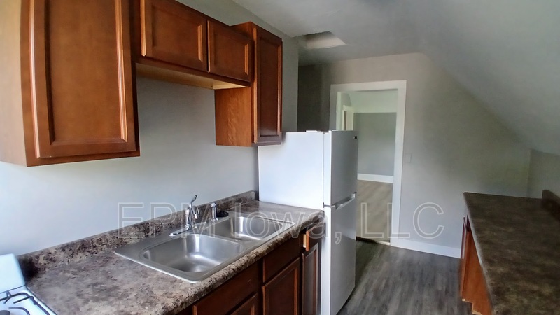 Marion House: 949 13th Street #3