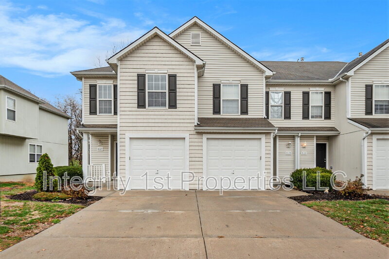 Kansas City Condo: 5943 NW 90th Ter