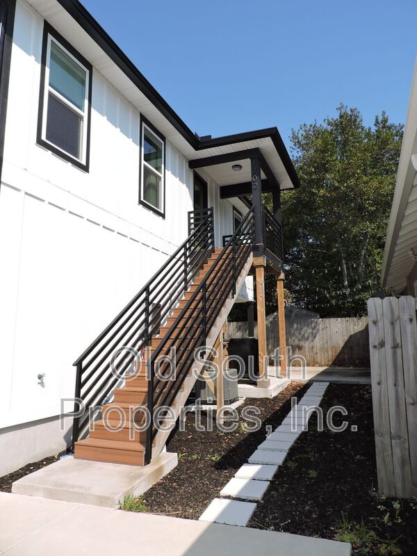 Pensacola Condo: 1702 E La Rua St