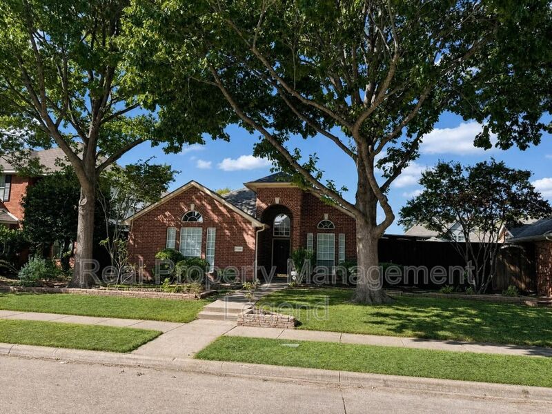 Frisco House: 9518 Prestmont Place