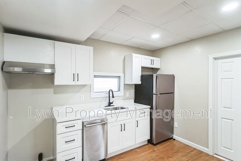 Pawtucket House: 27 Slade Street