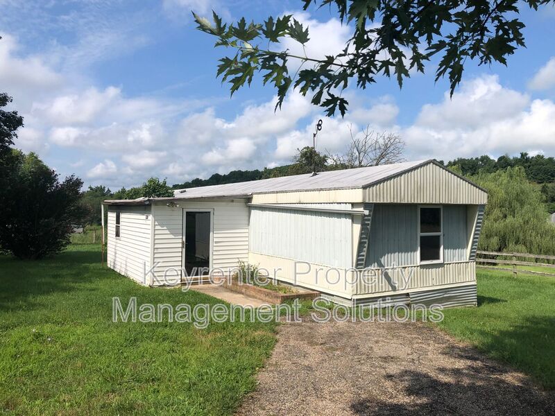 Greenville House: 3627 Old Greenville Road