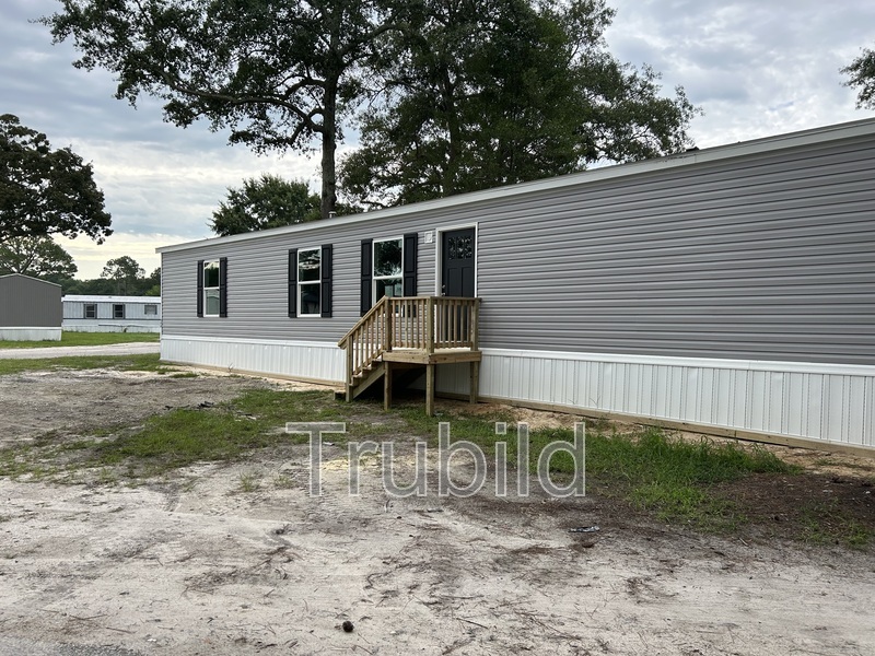 Sumter House: 99A Somerset Drive