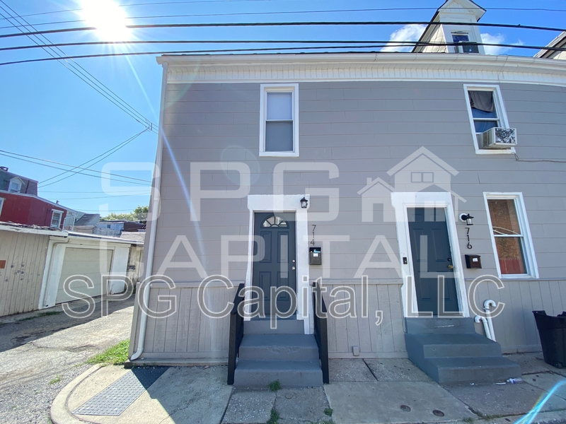 York House: 714 West Clarke Avenue