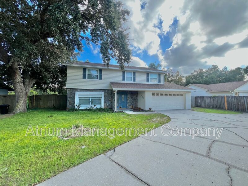 Oviedo House: 1023 Dishman Loop