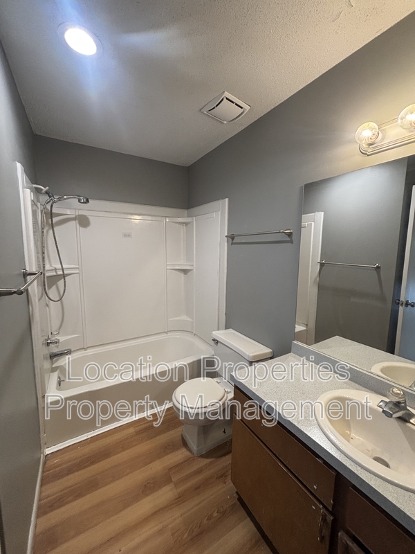 634 Arkansas Street - 1, Lawrence, Kansas rental photo 6 of 8