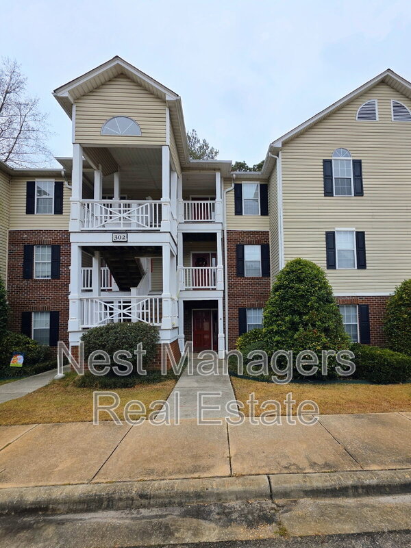 Fayetteville Condo: 302 Bubble Creek Court