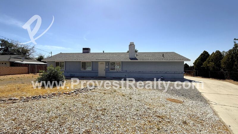 Apple Valley House: 12406 Pawnee Rd