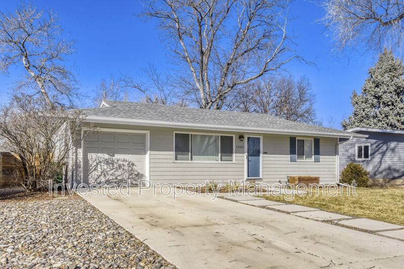 Denver House: 1365 S Grape St