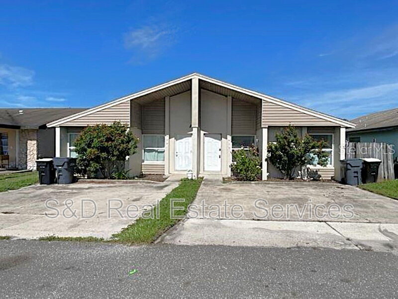 Lakeland House: 1019 Buccaneer Dr.