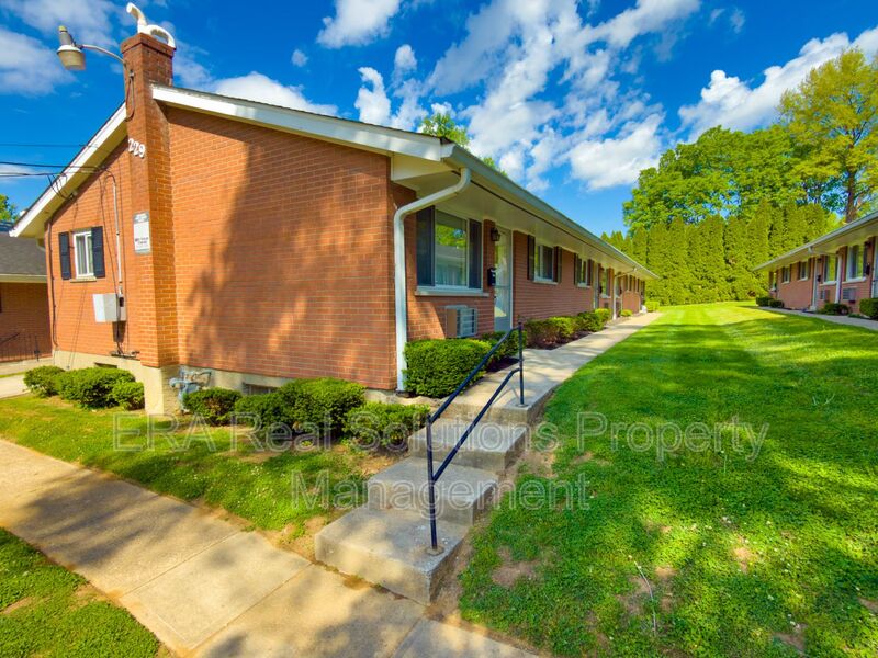 Cincinnati Condo: 229 Rockaway Avenue