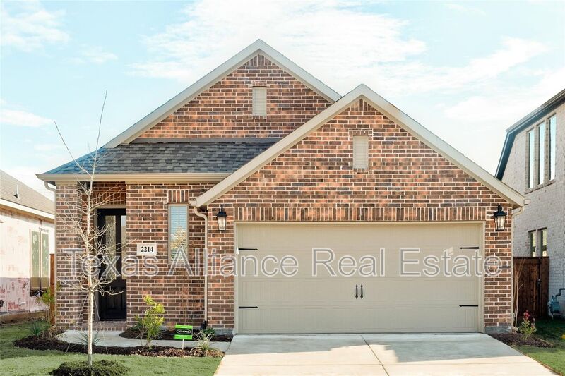 Forney House: 2214 Rothbury Drive