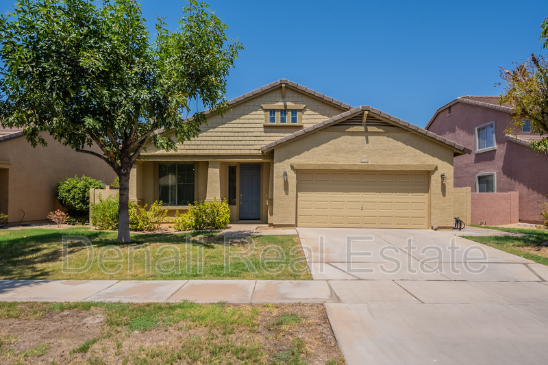 Gilbert House: 4052 E Cullumber St