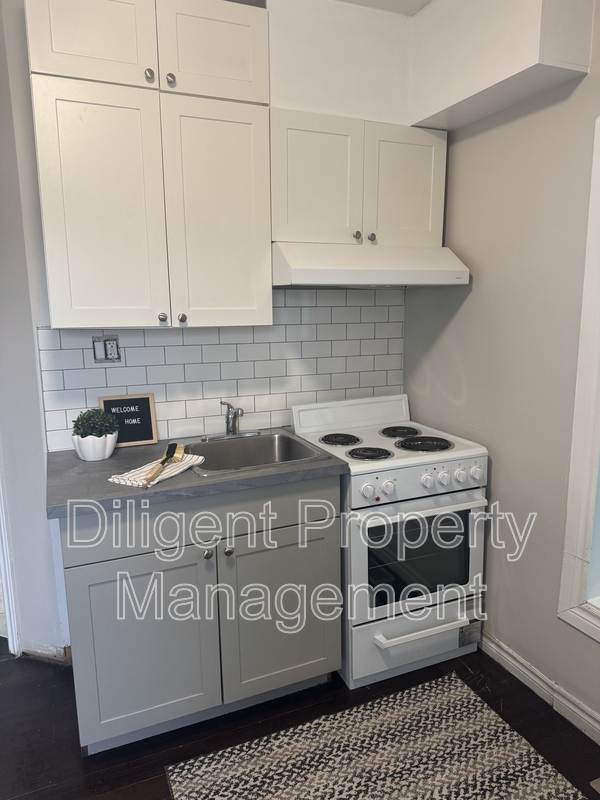 Peterborough House: 164 Stewart Street