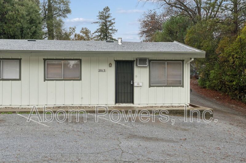 Placerville House: 2807 & 2813 Manor Drive