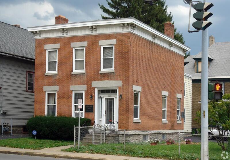 Syracuse House: 202 N Townsend St