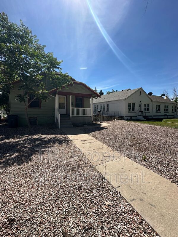 Greeley House: 1938 8th Avenue