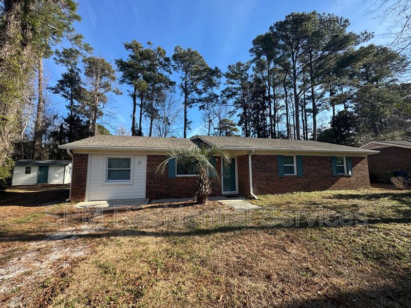 Wilmington House: 5815 Michelle Drive