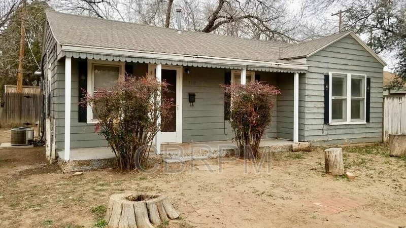 Lubbock House: 2612 27th