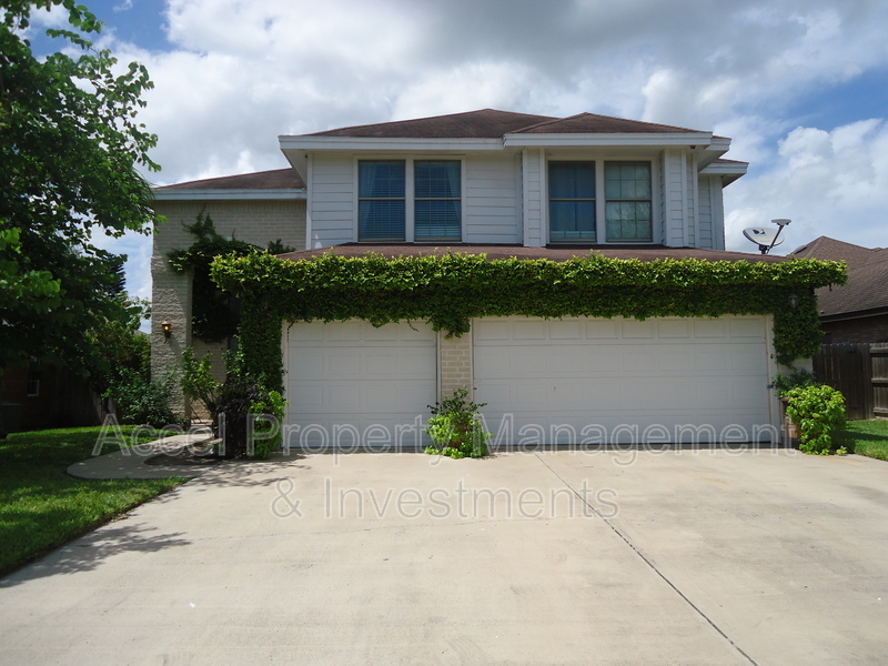 Edinburg House: 2207 Ascot Dr,