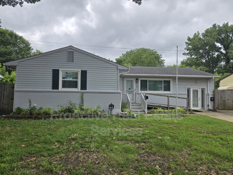 Norfolk House: 5425 Cape Henry Ave