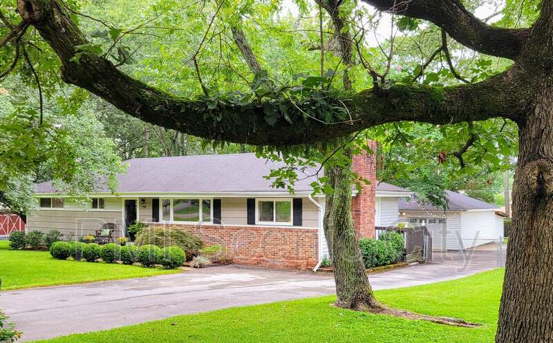 Chattanooga House: 709 James Ave