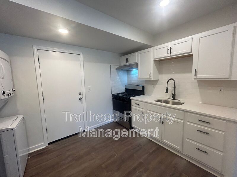 Kansas City House: 6417 Brookside Rd