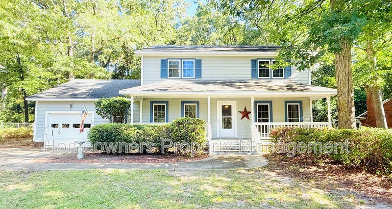 Fayetteville House: 213 Lofton Dr